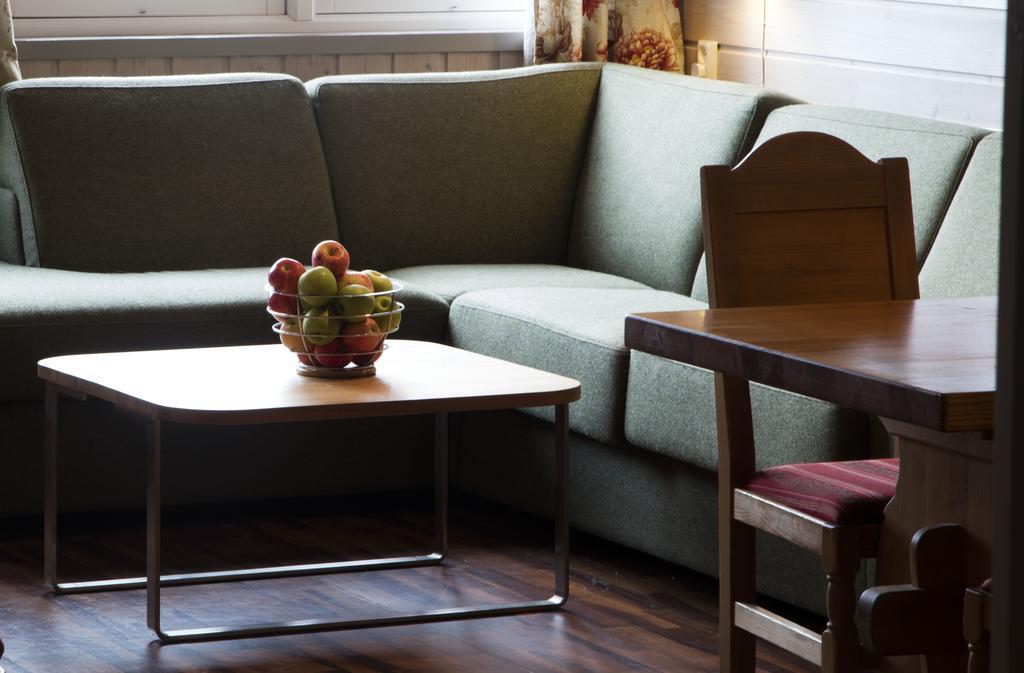 Birkebeineren Hotel & Apartments Лилехамер Екстериор снимка