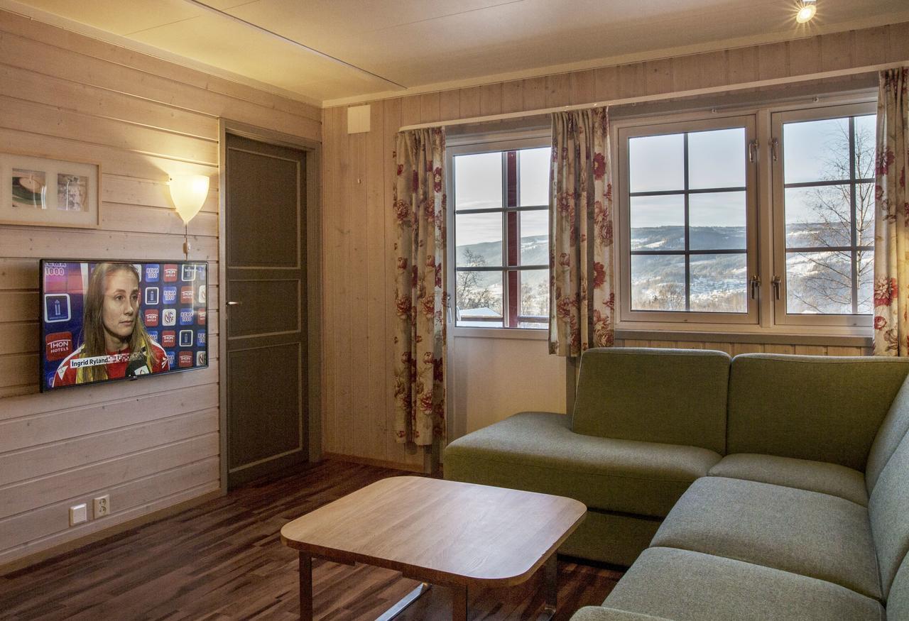 Birkebeineren Hotel & Apartments Лилехамер Екстериор снимка