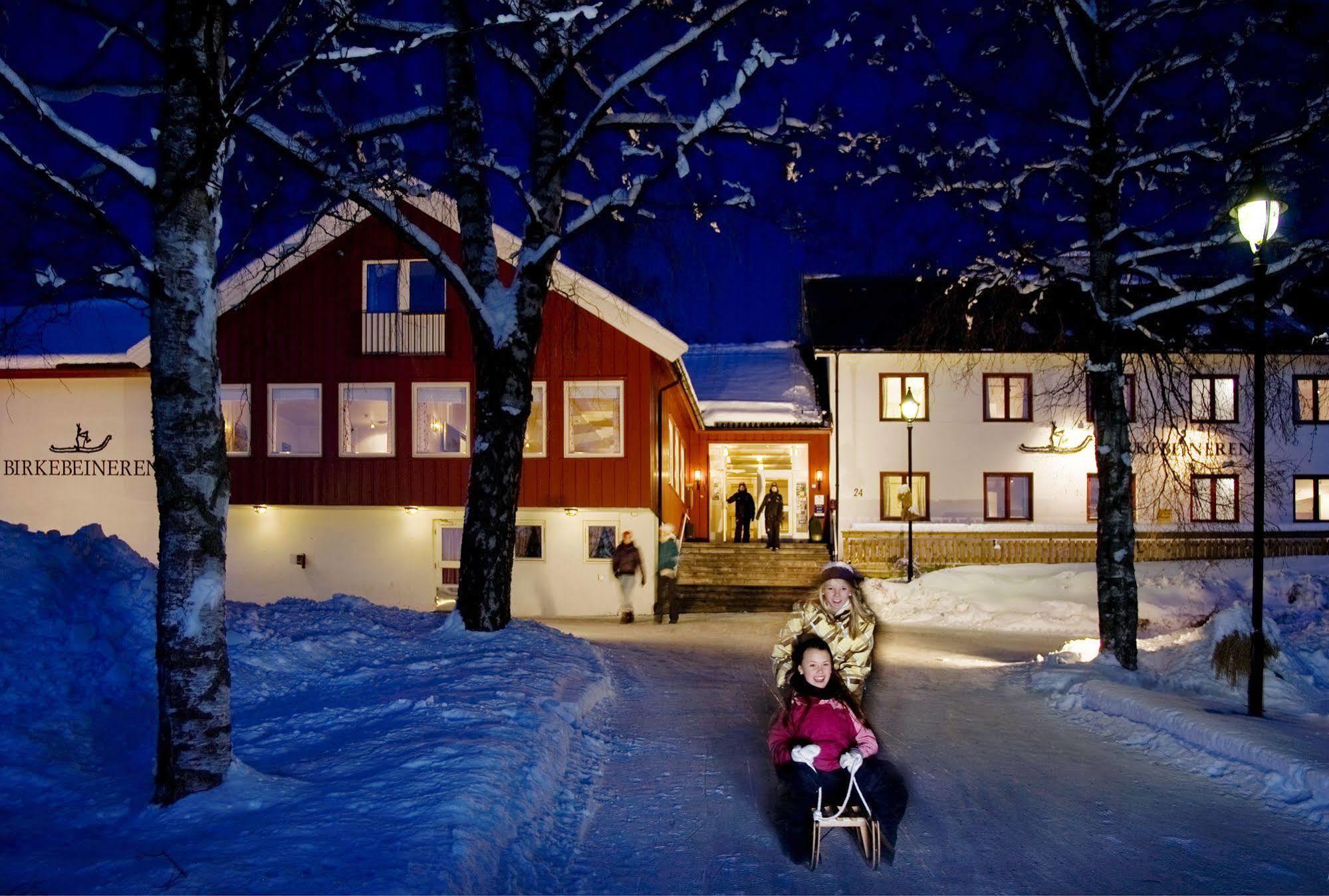 Birkebeineren Hotel & Apartments Лилехамер Екстериор снимка
